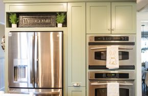  A Fresh Start in the Heart of the Home: Cabinet Painting in Middletown, RI